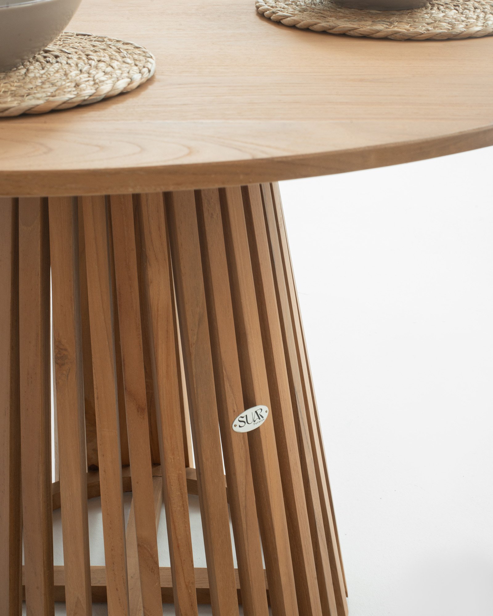 MUSHROOM DINING TABLE &HENDRY CHAIR Thumbnail